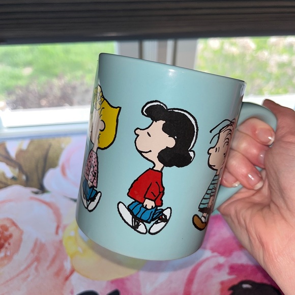 Charlie Brown Snoopy Mug Set of 2 - Picture 4 of 5